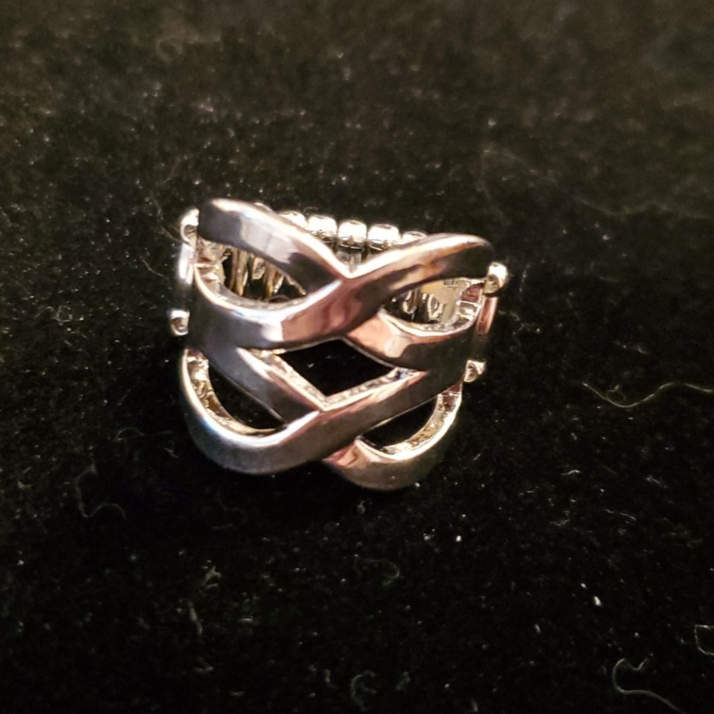 Paparazzi Ring